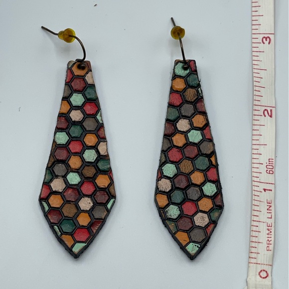 Hexagonal Patterned Drop Earrings - Picture 1 of 3